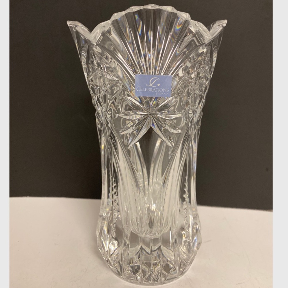 Cristal D’Arques Paris Vincennes Cut Crystal Vase, Tabletop Round 6.5" High